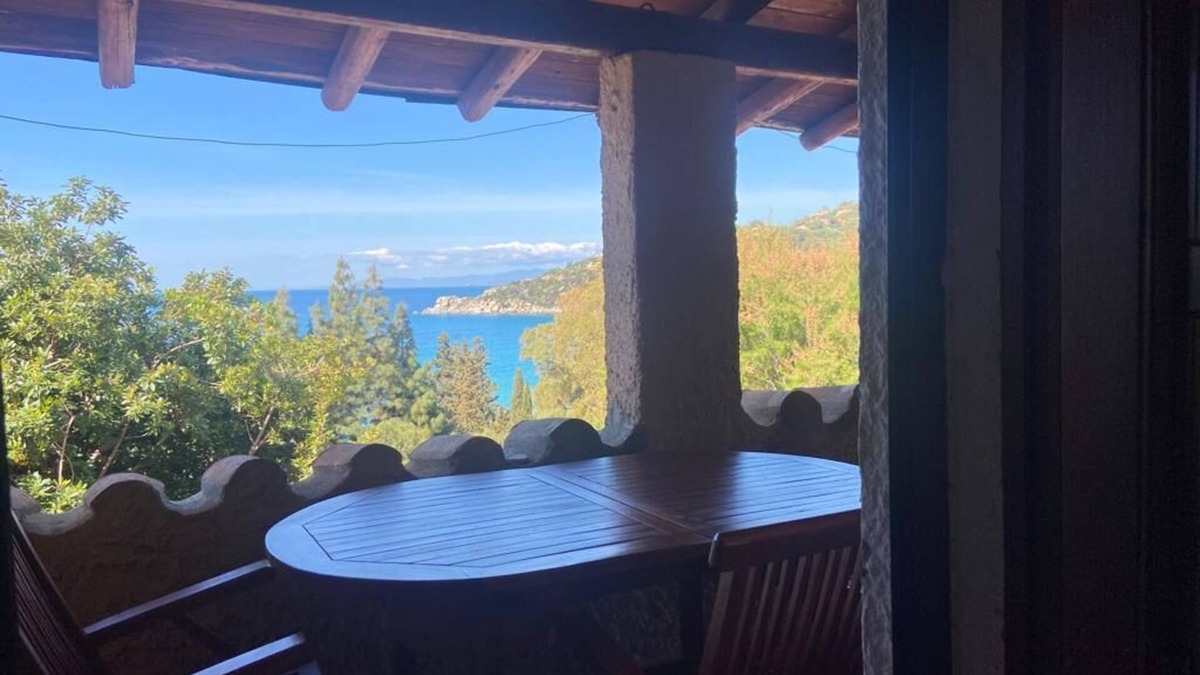 Villaggio delle Mimose Apartment | Sea View apartment, 2 min walk from the beach