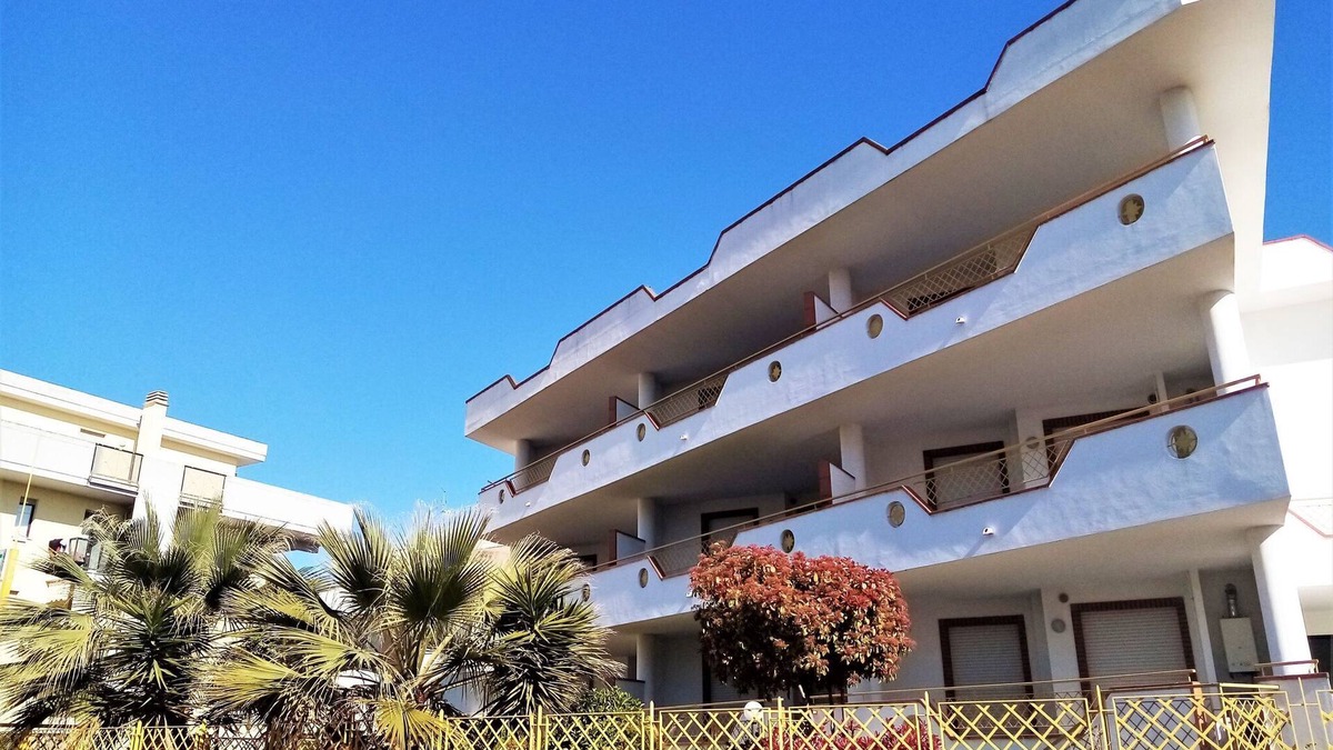 Villa Rosa Apartment | Coastal Comfort Stay