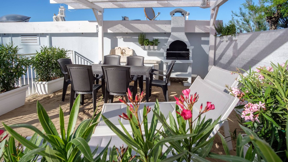 San Mauro a Mare Apartment | Itaca apartment directly on the beach of San Mauro Mare