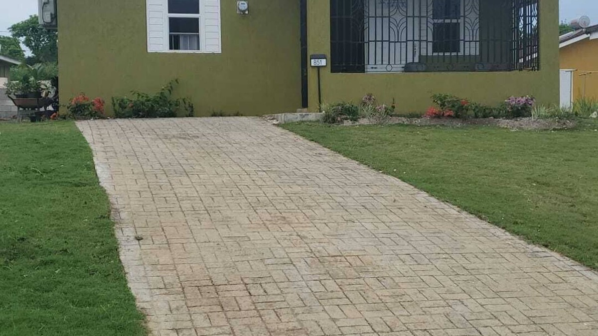 Falmouth House | Ital Vibes Get Away