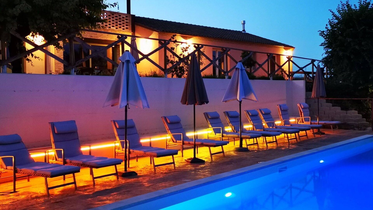 Loreto Villa | Italian Experience- Villa BellaLuce