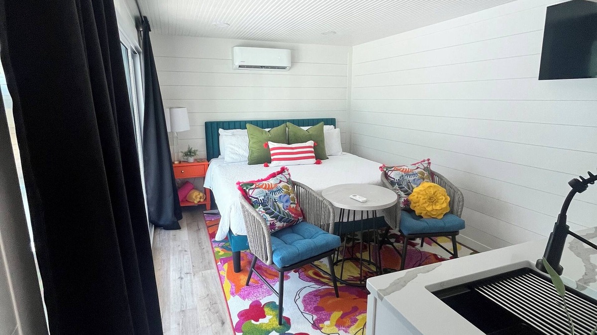 Norton Shores Apartment | It’s time to start planning your summer vacation! Book your stay now!
