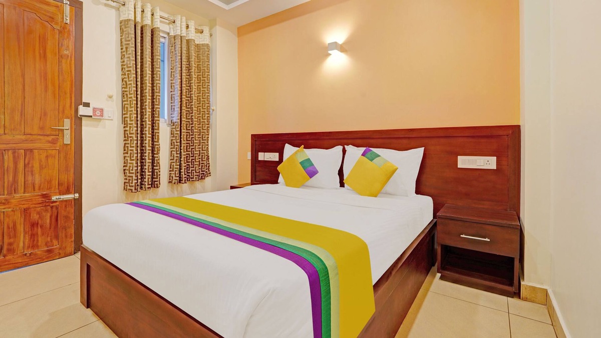 Kattappana Hotel | Itsy By Treebo - Sparrows Suite & Resorts With Mountain View