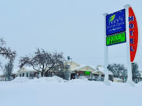 Houlton Hotel | Ivey's Motor Lodge