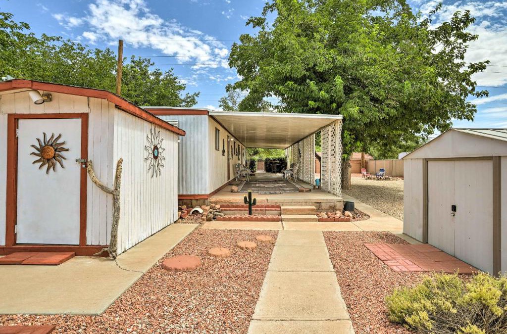 Ivins House | Ivins Retreat with Private Yard and Mtn Views!
