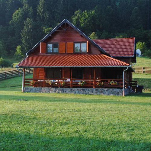 Izvoare House | Ivola Vendégház