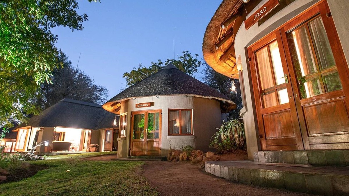 Kruger National Park Cabin | Ivory Wilderness River Rock Lodge