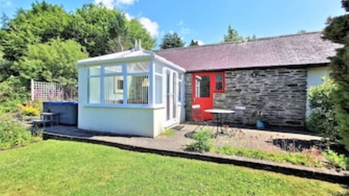 Llanfyrnach Cottage | Ivy Cottage