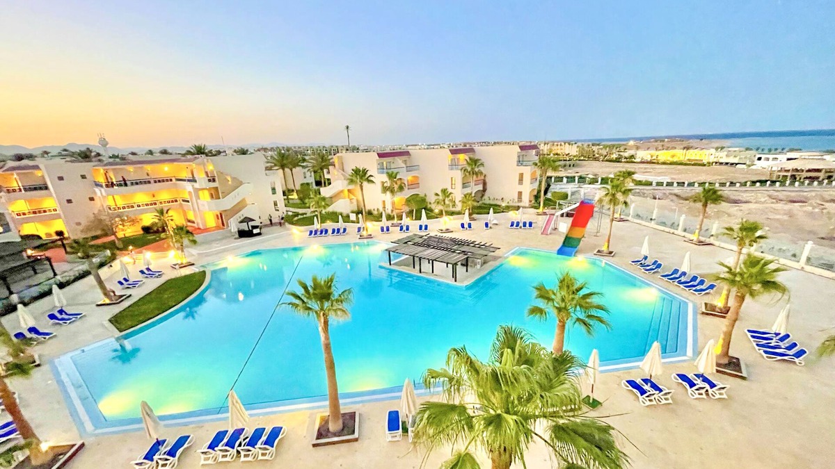 Ras Nasrani Resort | Ivy Cyrene Island Resort