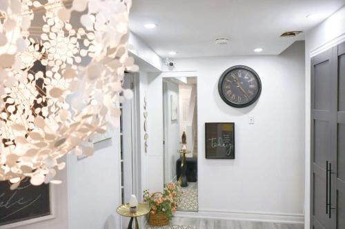 Glen Abbey House | Ivy Den
