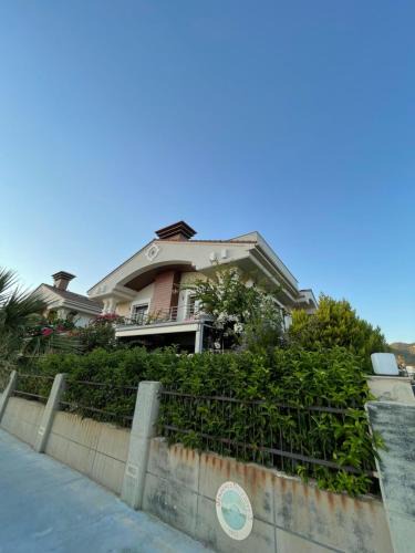 Ozdere Villa | Izmırın Kalbı Ozdere Denıze Sıfır Villa