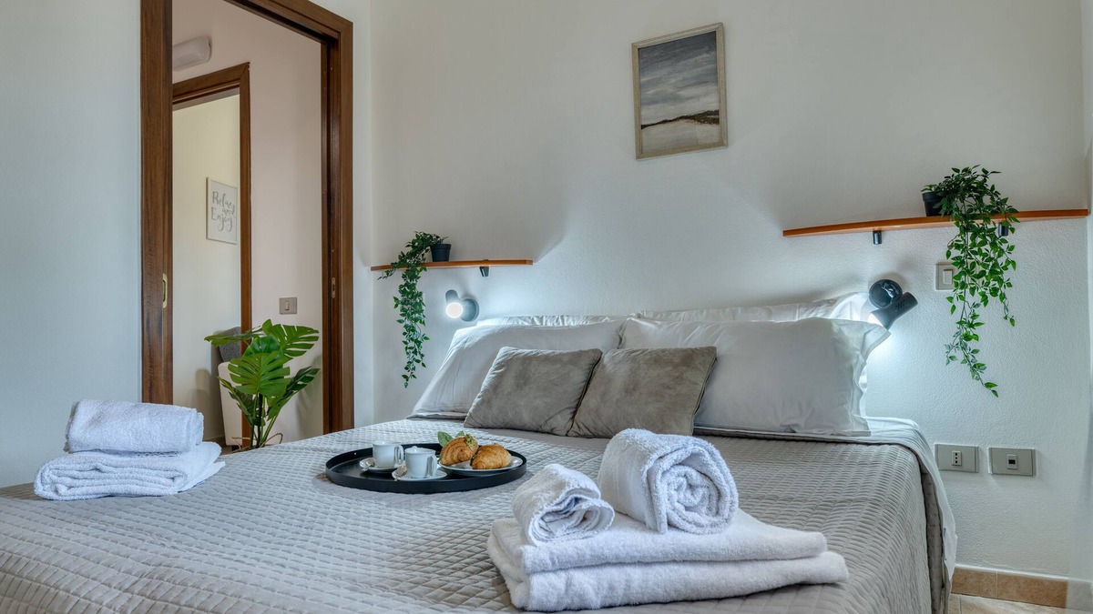 Villa San Pietro Apartment | IzzHome Escape