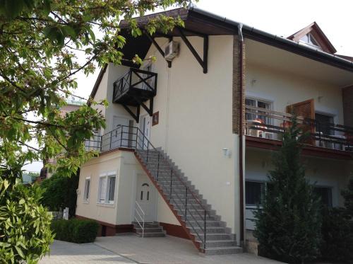Heviz Apartment | Jókai Apartmanház