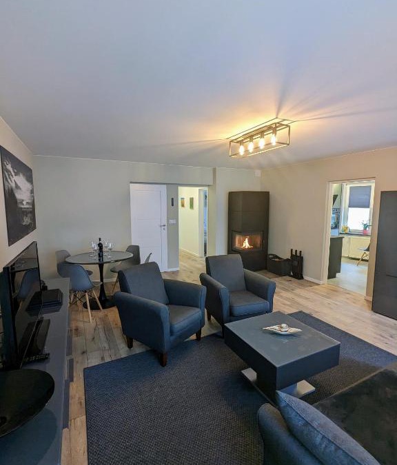 Lukecin Apartment | J.A.C.K.E.S.