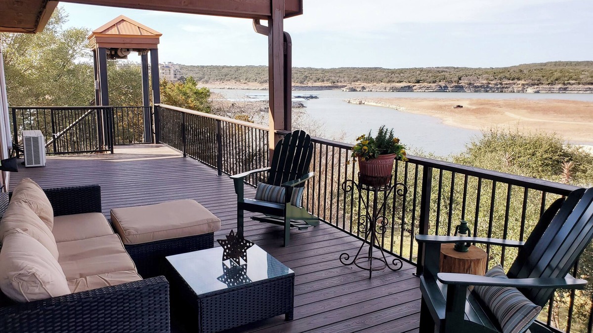 Highland Lake Estates House | J-bar-j Lodge