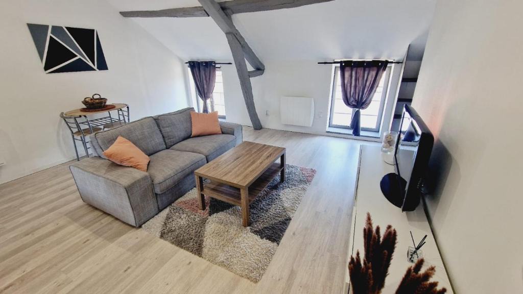 Louvroil Apartment | J.Mo Home - Louvroil - Calme - Idéal couple - Déplacement PRO