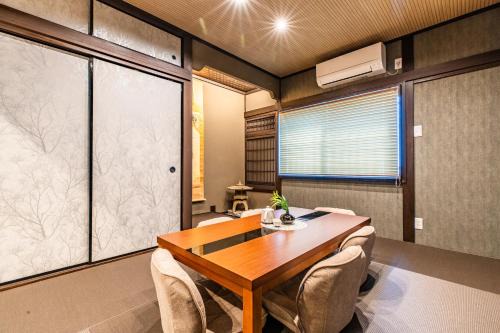 Nishinari Villa | J S暁宅-弦月 gengetsu