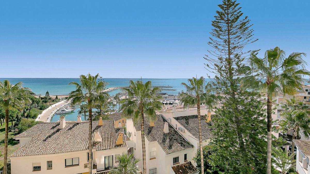 Cabopino Apartment | J95 Cabopino