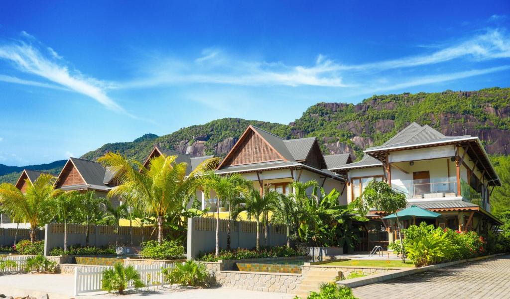 Zig Zag Ward House | JA Enchanted Waterfront Seychelles
