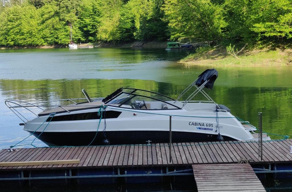 Polanczyk Boat Rental | Jacht elektryczny bez patentu