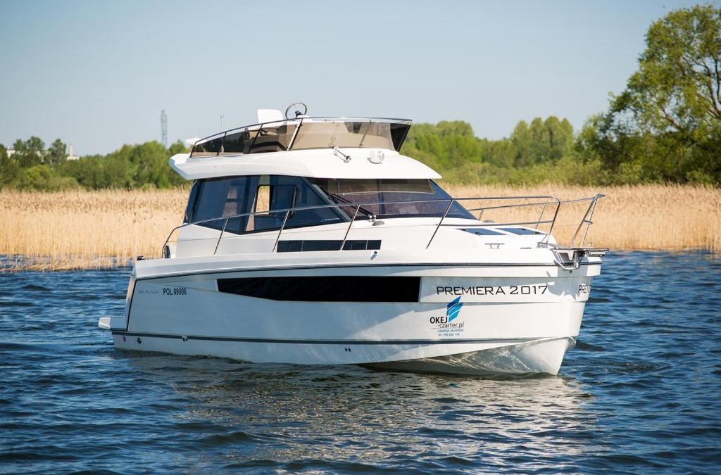 Wilkasy Boat Rental | Jacht motorowy Platinum 989 FLYbridge – 115 KM