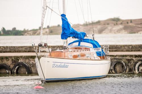 Nida Boat Rental | Jachta " Džaladūta"