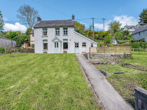 Knighton House | Jackdaw Cottage