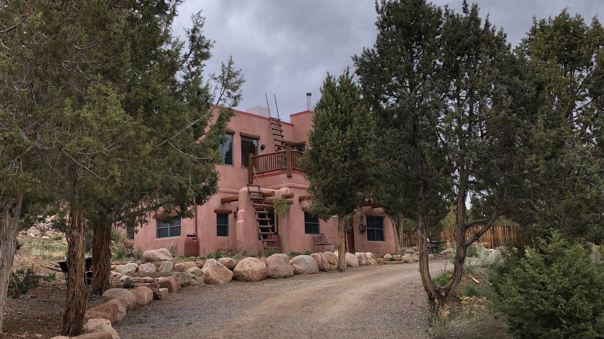 Durango Apartment | Jackrabbit Estate Durango CO Romantic, clean, stars, close to town, & executive!