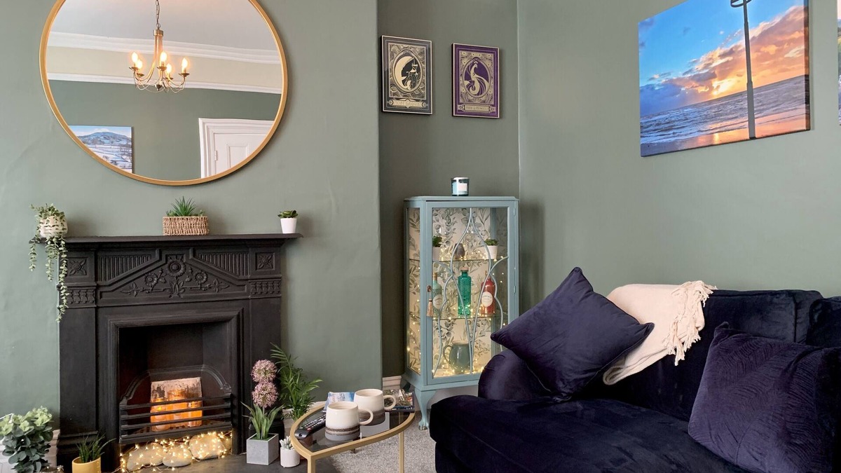 Tywyn House | Jack’s House - Beautifully furnished large Victorian home - Tywyn