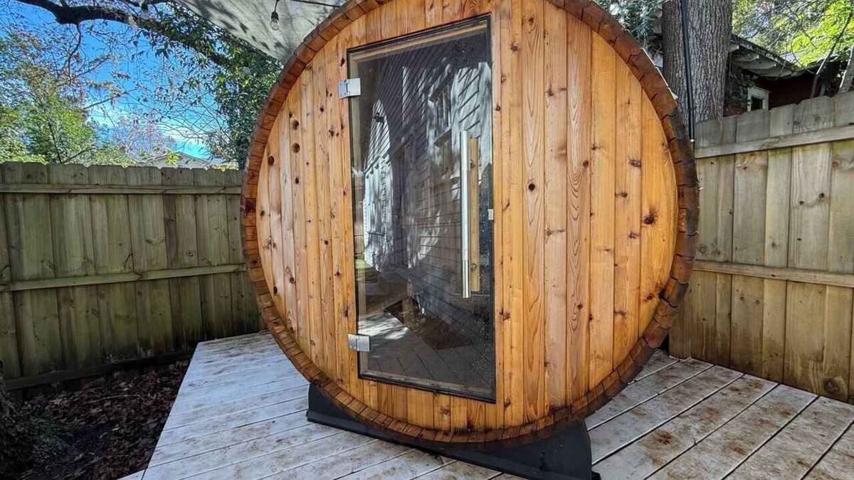 Riverside House | Jacksonville 2-BR Bungalow | Sauna & Dog-Friendly