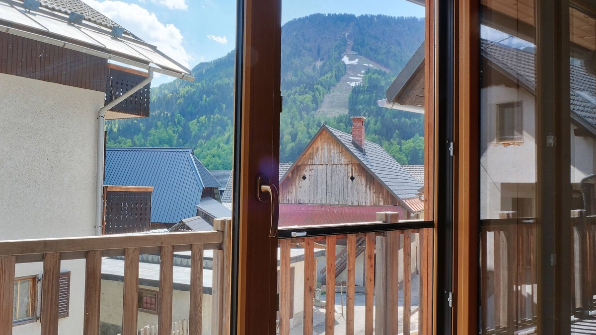 Podkoren House | Jacobs Resort 2 bedroom House with a view and balcony