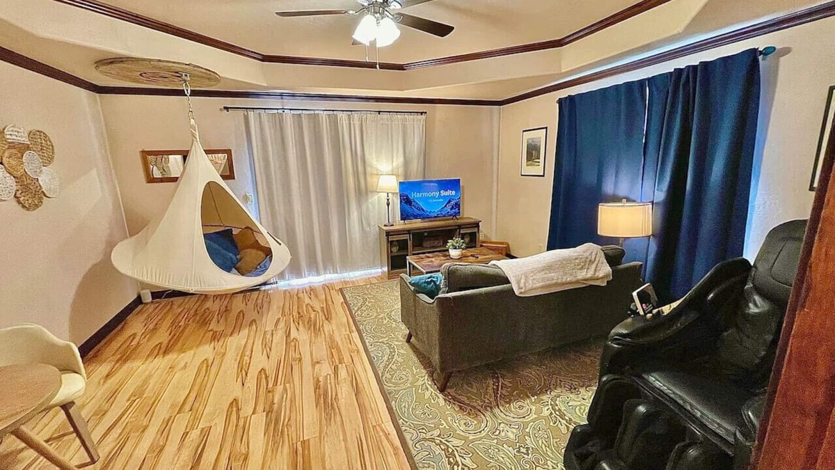 Silt House | Jacuzzi - Harmony Suite