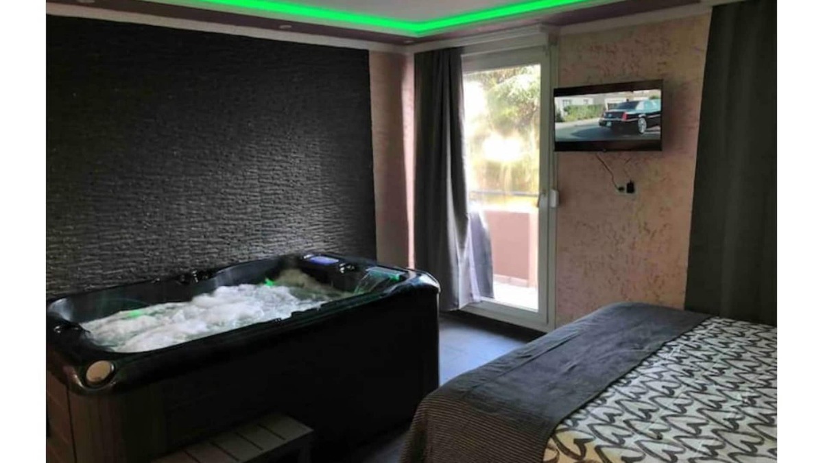 Lingolsheim Apartment | Jacuzzi House Strasbourg Entzheim