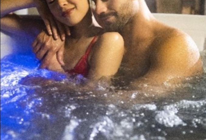 Ferolles Bed & Breakfast | Jacuzzi Massage sur rdv,Duo,reiki,californien, réflexologie plantaire, et bouteille mousseux offerte