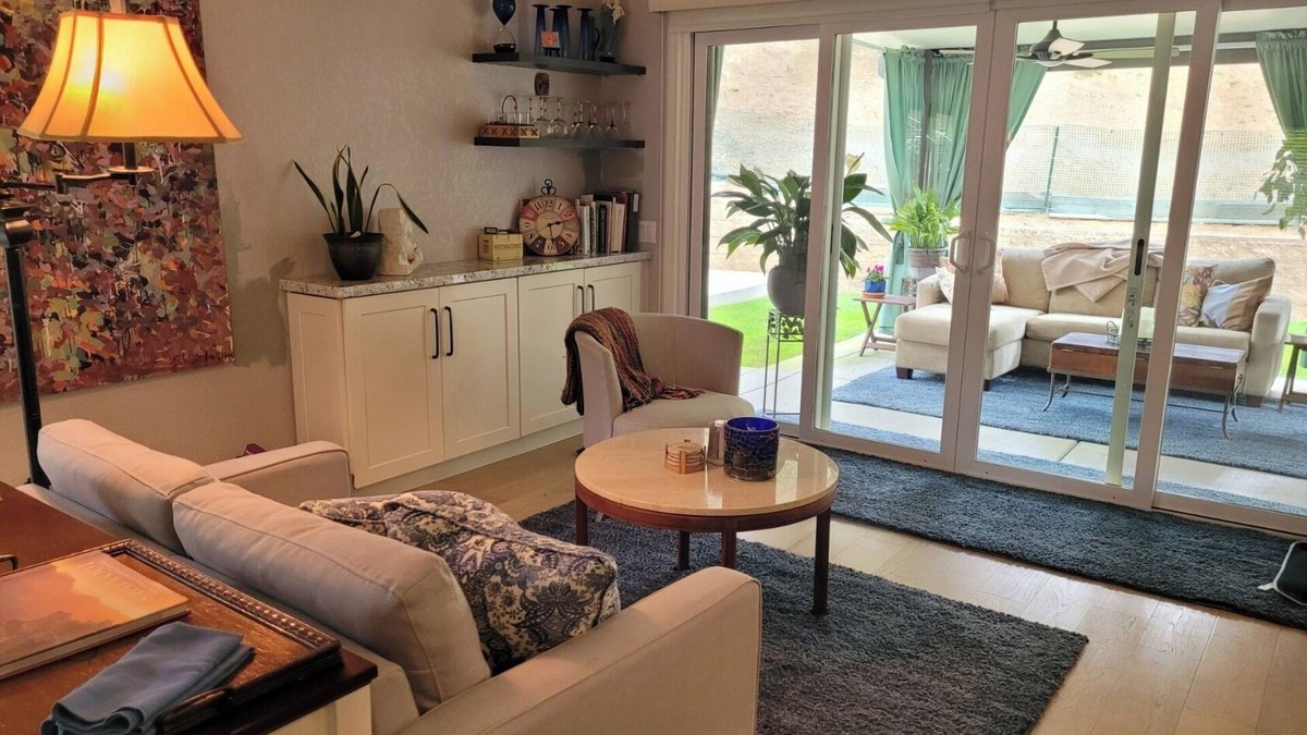 Rancho Penasquitos House | Jacuzzi, private yard, modern open kitchen. 1-6 months preferred.