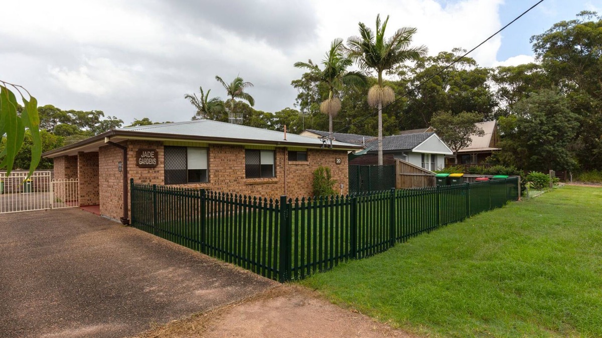 Hawks Nest House | Jade Gardens - Pet Friendly