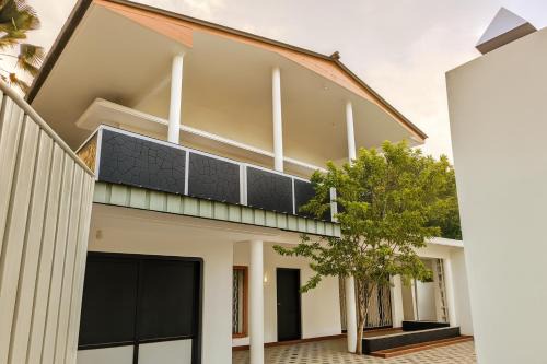 Nallur House | Jaffna Rockland