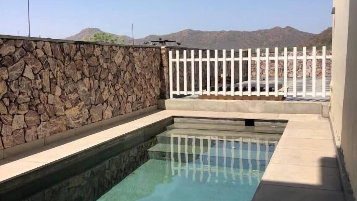 Udaipur District House | Jai Villa Homestay
