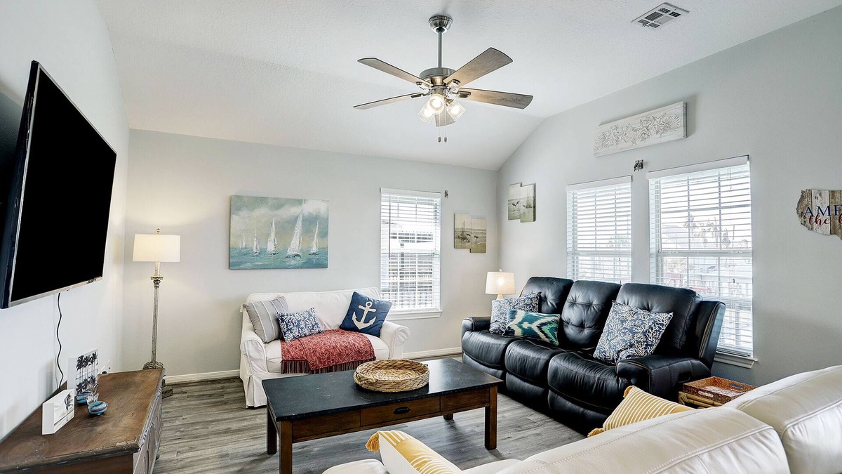 Jamaica Beach House | Jamaica Beach Waterfront Home! w/Paddleboards, Kayak, Pedal Boat, Fishing Gears
