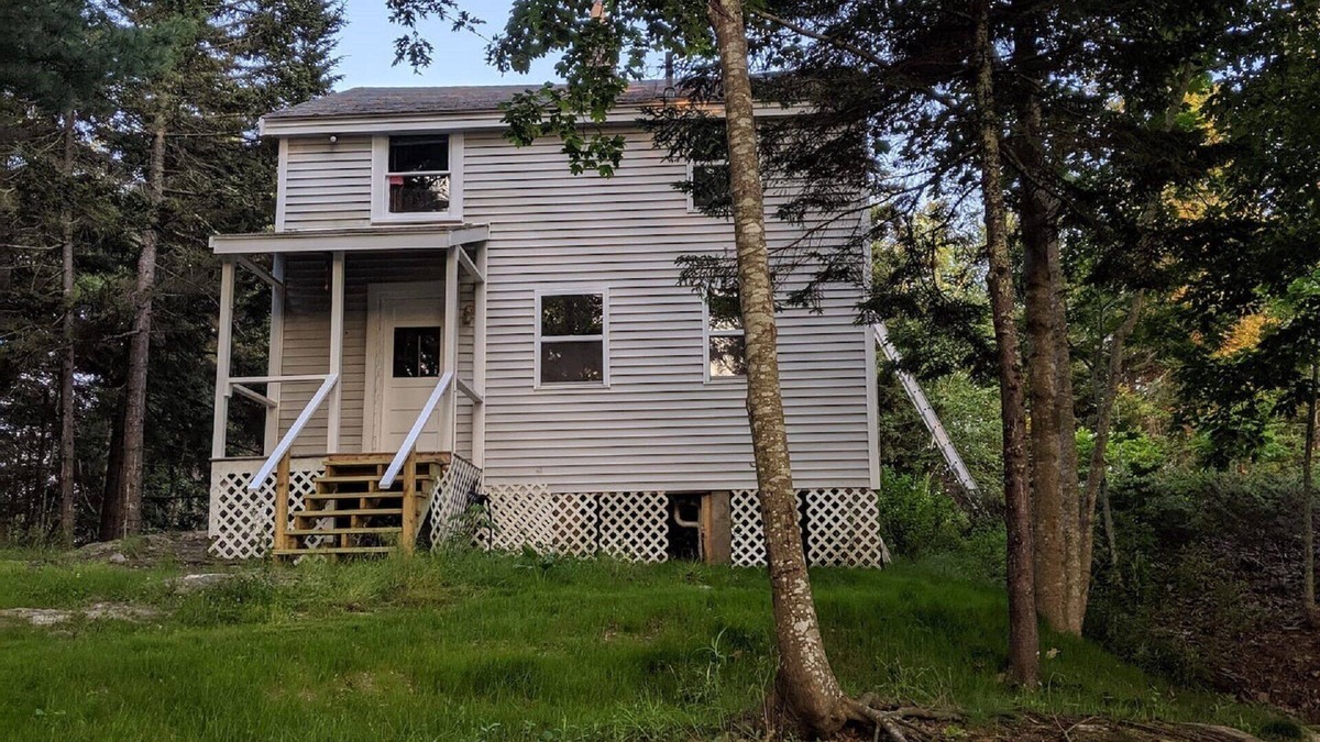 Friendship House | Jameson Point Cottage in Scenic Friendship, Me