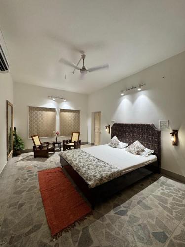 Adarsh Nagar Apartment | JAMUN by Wali Gardens