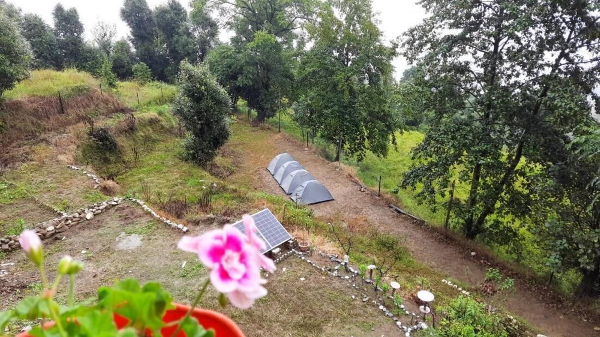 Kausani House | Janardan Campsite Kausani