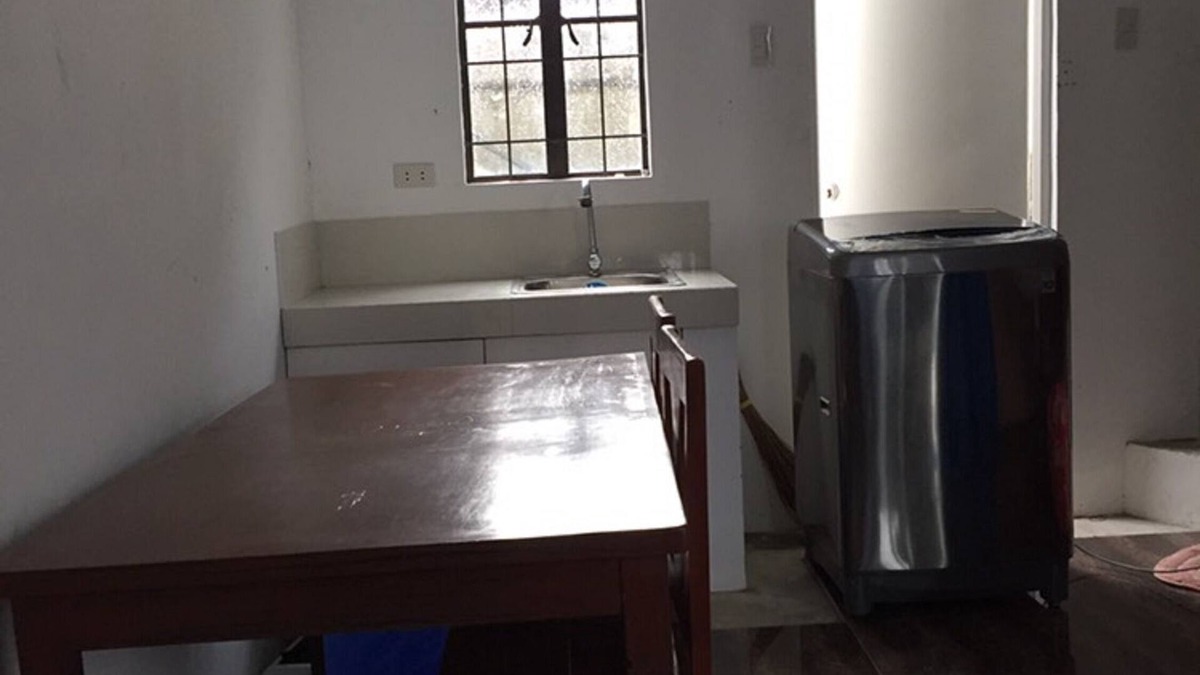 Bacoor City House | Jane vacation rental - Cavite