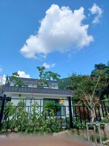 Okcheon House | Jangryeonggol pension