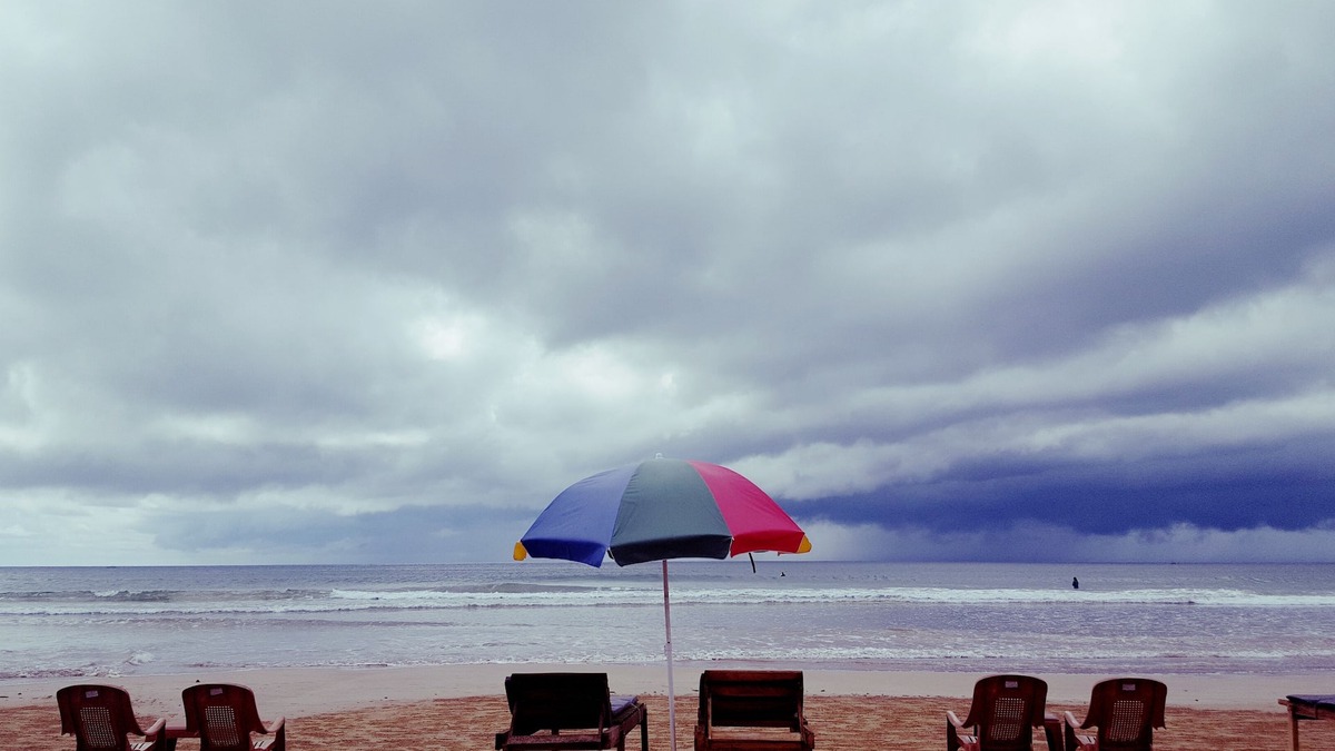 Hettimulla House | Jani Beach Resort, restaurant and surf camp