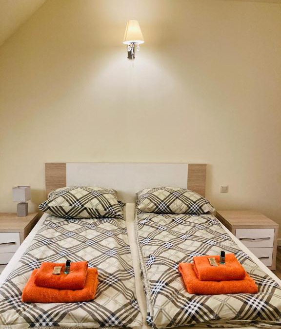 Zgierz Hotel | Janisz Gieczno
