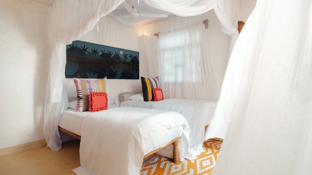 Lamu Apartment | Jannah Suites Faza 2-bedroom apartment with WiFi, AC in picturesque Shela
