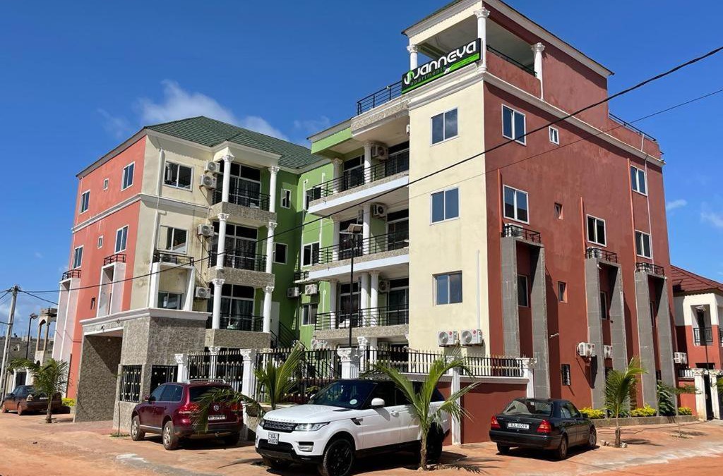 Old-Yundum Apartment | Janneya Apartments Dalaba Estate