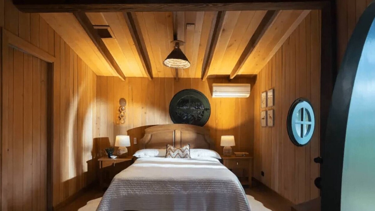 La Vega Province Cottage | Jarabacoa, Eccentric Hobbitn