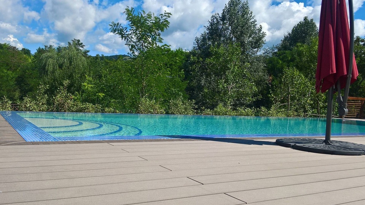 Izvoranu Cottage | Jardine Hills Pinot Noir Cottage